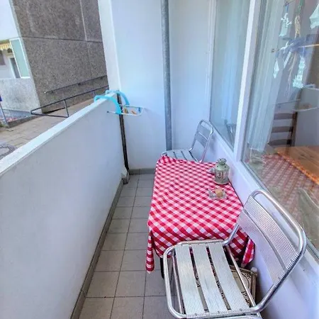 Ferienwohnung-m-eg-2-0meg02